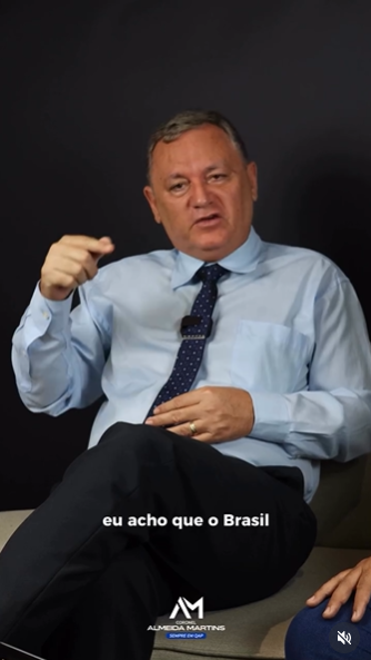 O Brasil precisa abrir os olhos e escolher o caminho certo.